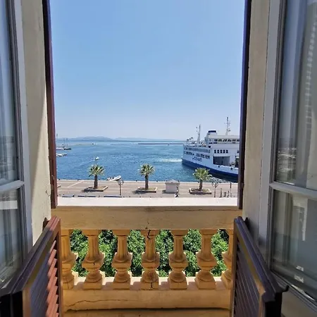 Napoleone Apartment *